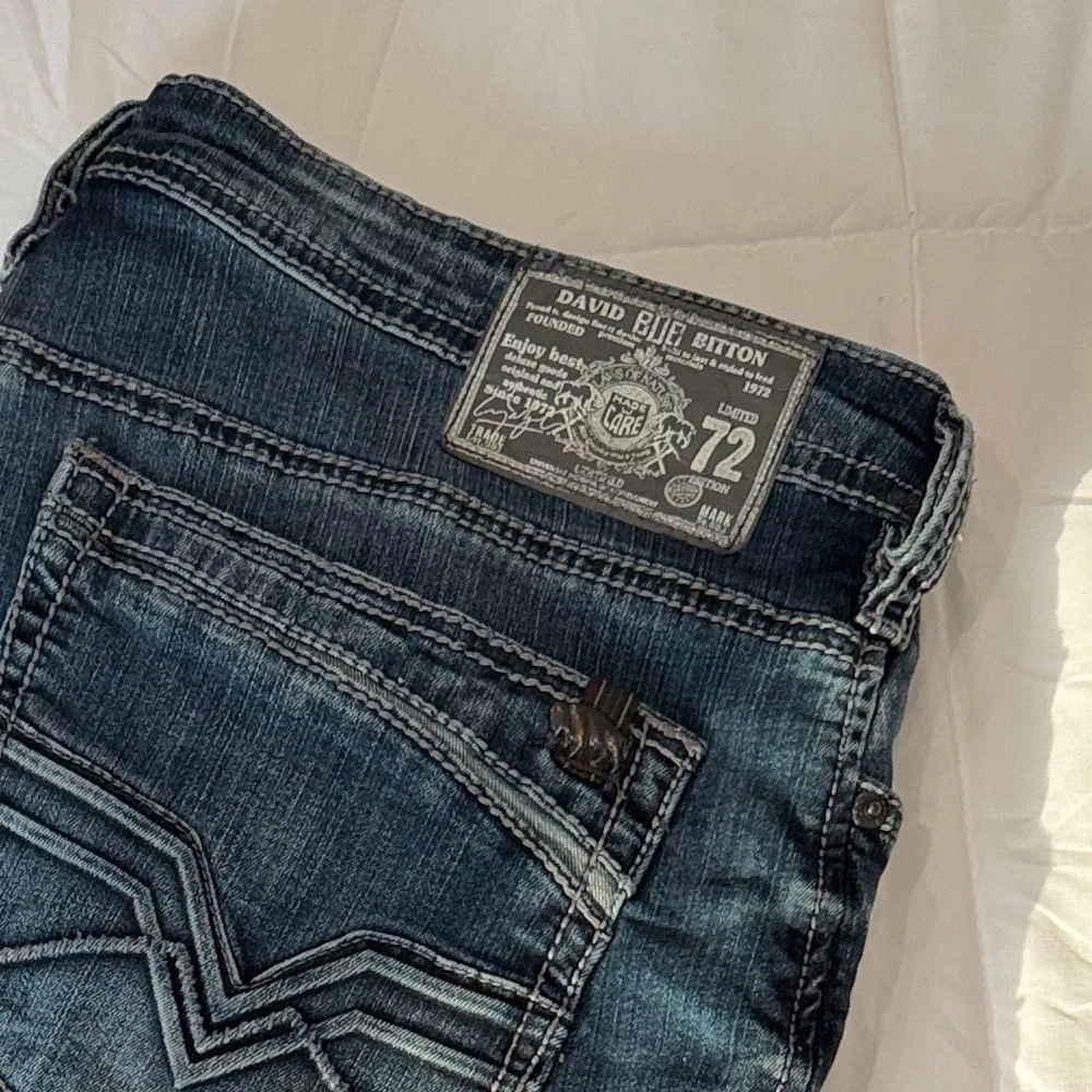 Buffalo David Bitton Men's Lucas-X ST Straight Leg Jeans - Medium Blue - Picture 5 of 5
